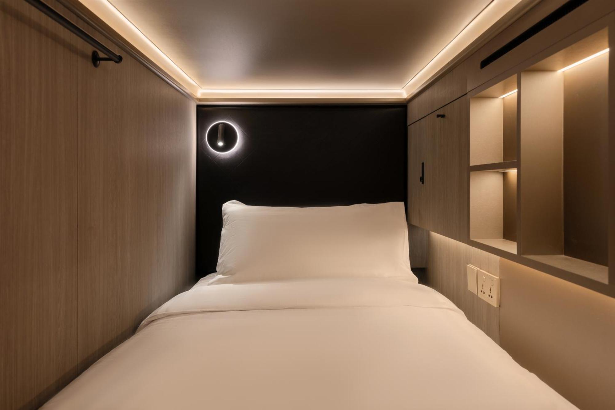 Cube Social Boutique Capsule Hotel At Boat Quay สิงคโปร์ ภายนอก รูปภาพ